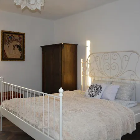Morgi Na Lebkach Villa Lebki Exterior photo